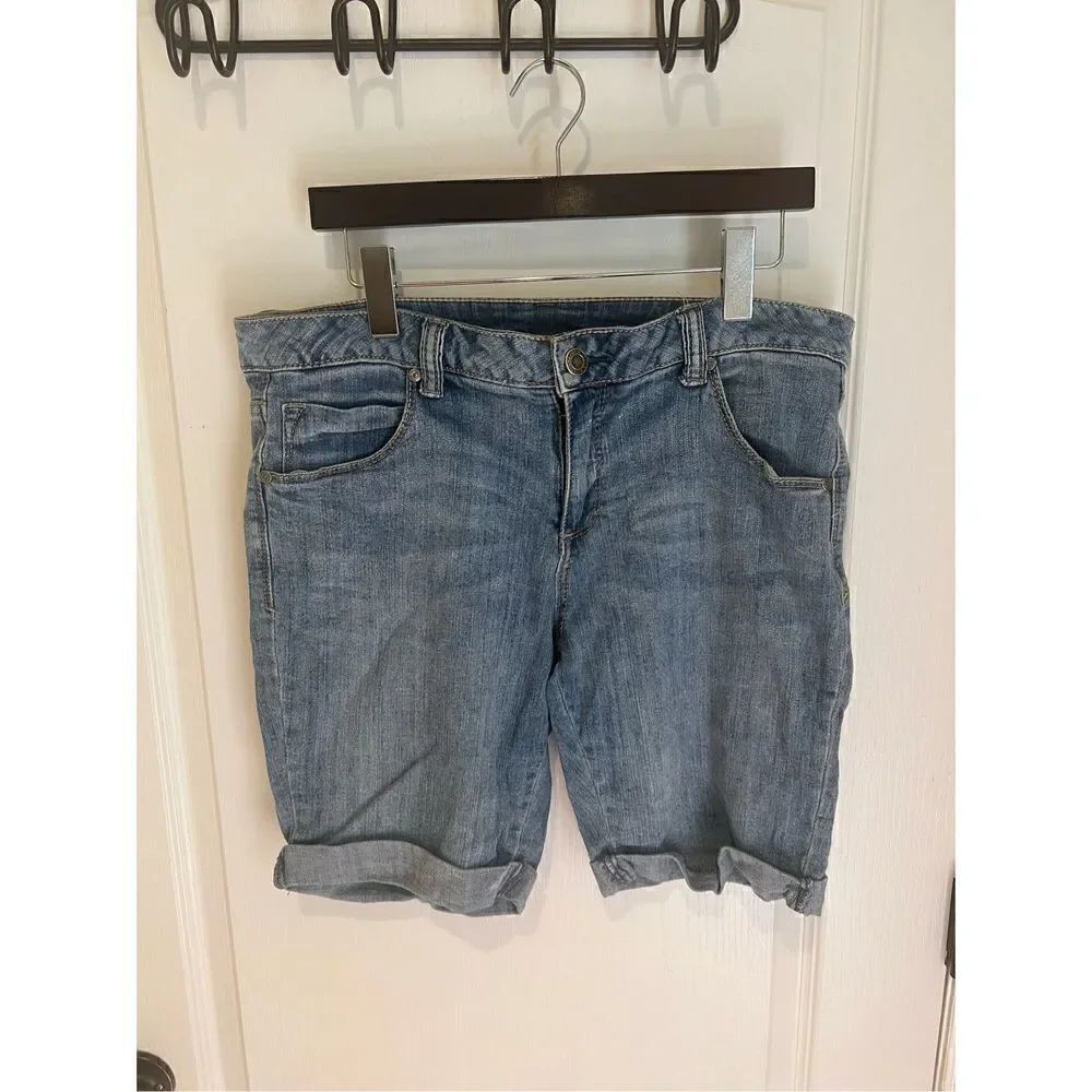 Faded Glory Cuffed Jean Shorta